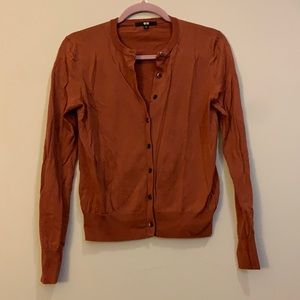 🍊UNIQLO button up top, wool, size M 🍊